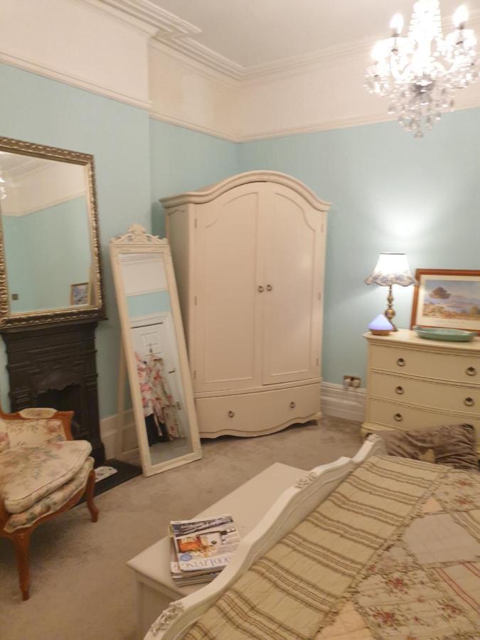 Judy'S B&B Private Home Cardiff Dış mekan fotoğraf